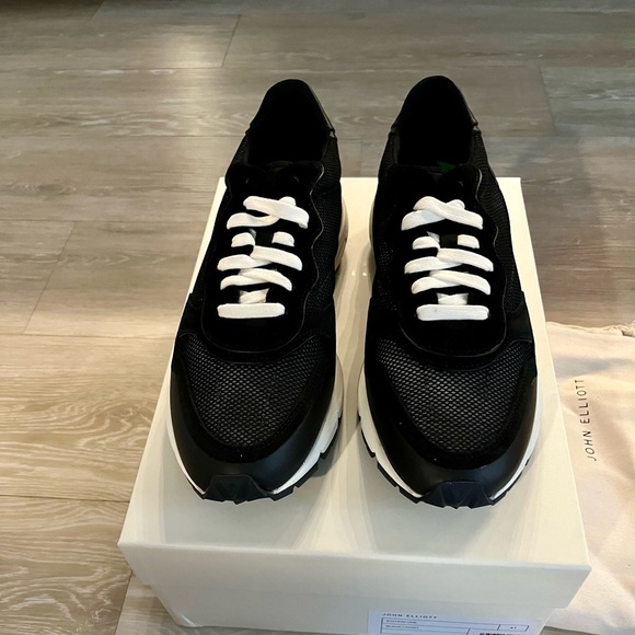 John Elliott Edition One Black x Ivory men’s sneakers shoes in size 41, 9.5 US